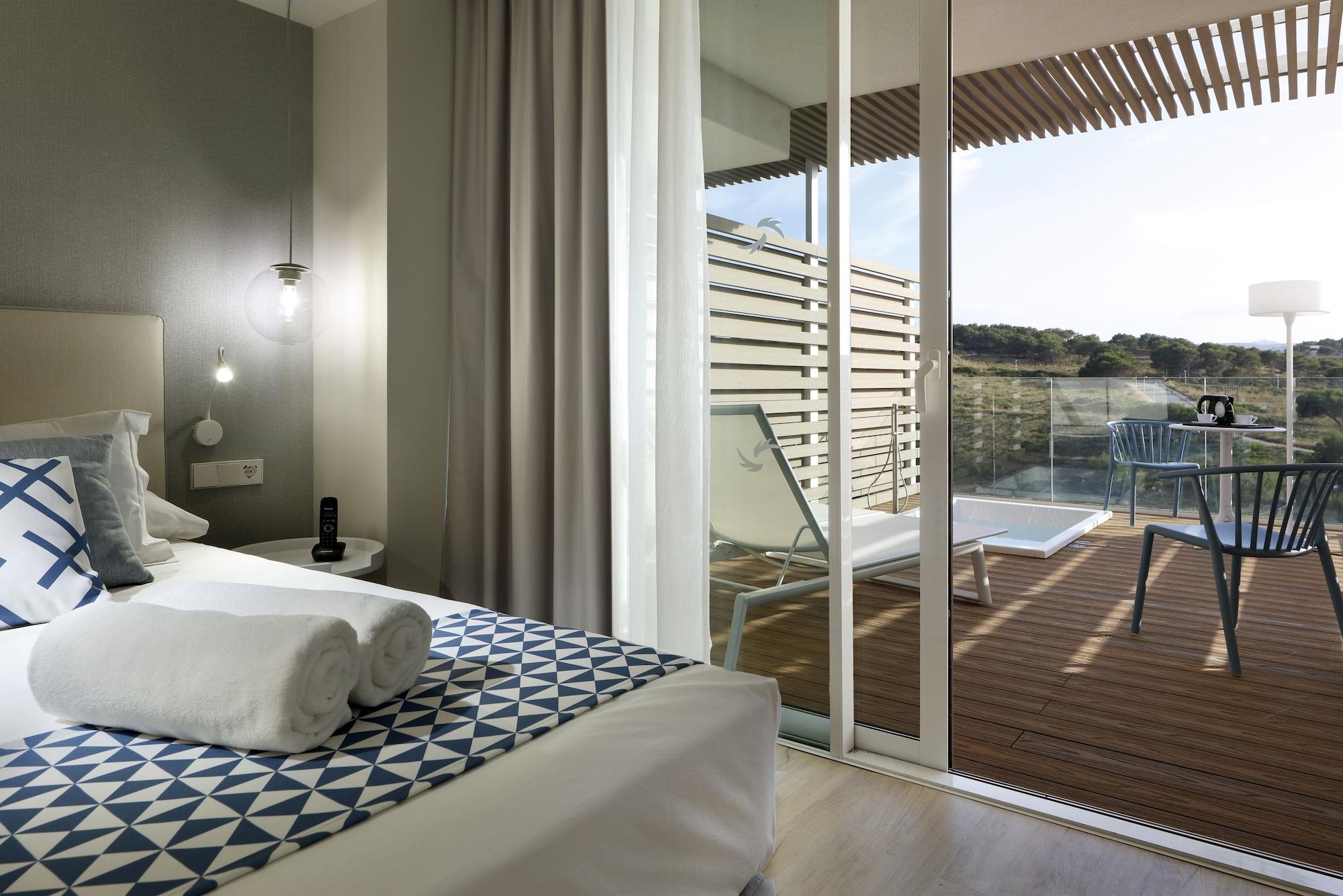 Palladium Hotel Menorca Arenal d'en Castell Esterno foto