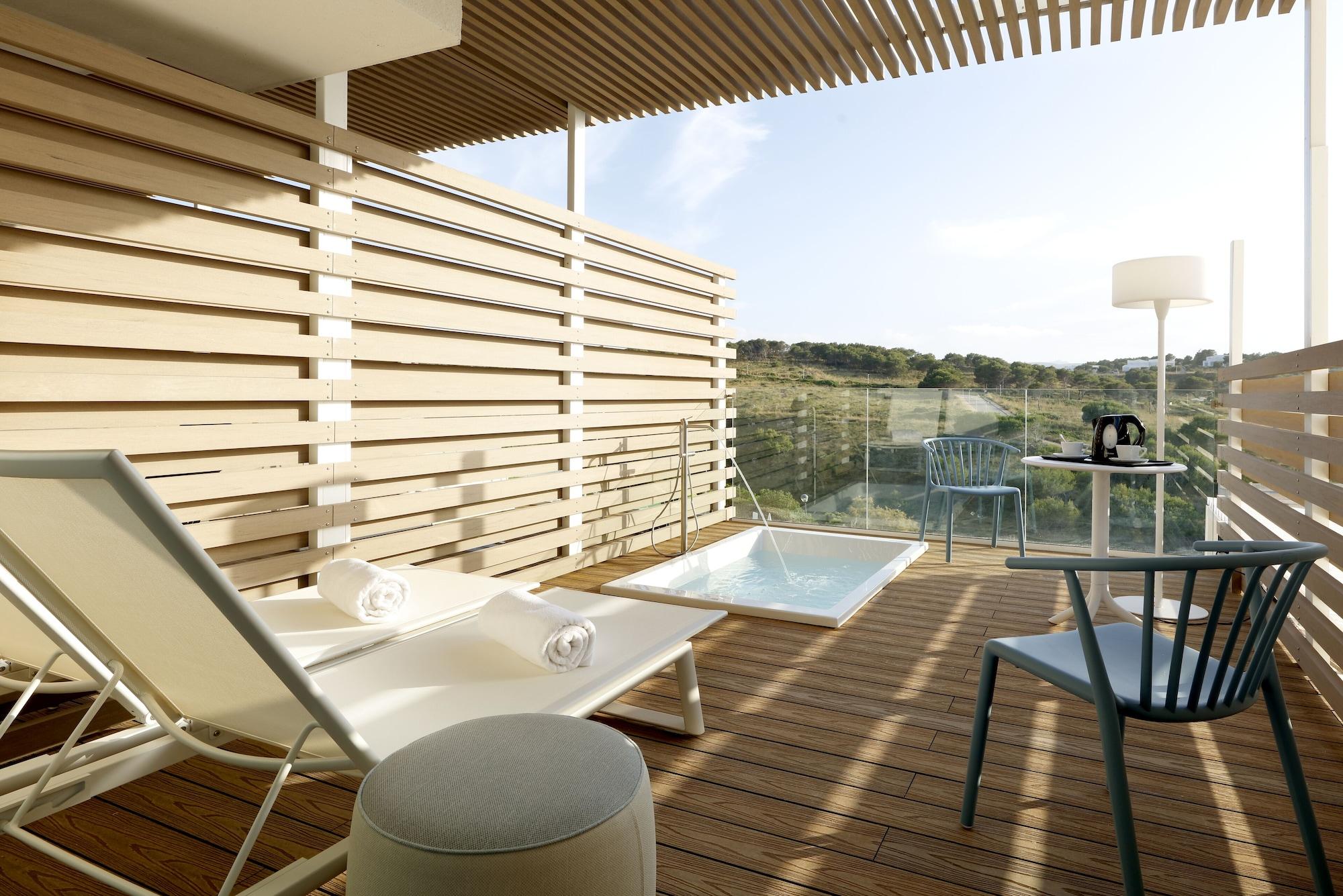 Palladium Hotel Menorca Arenal d'en Castell Esterno foto