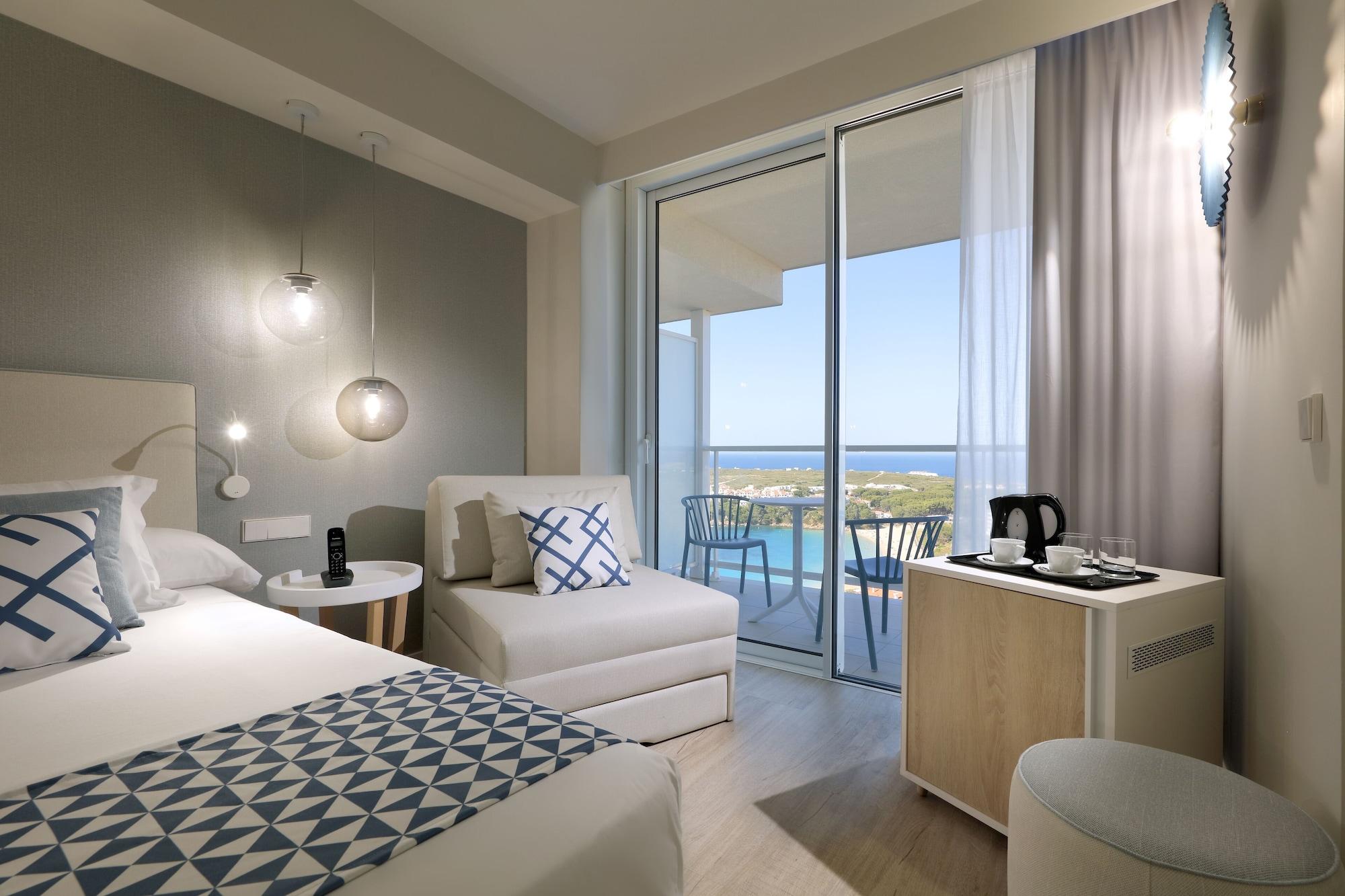 Palladium Hotel Menorca Arenal d'en Castell Esterno foto
