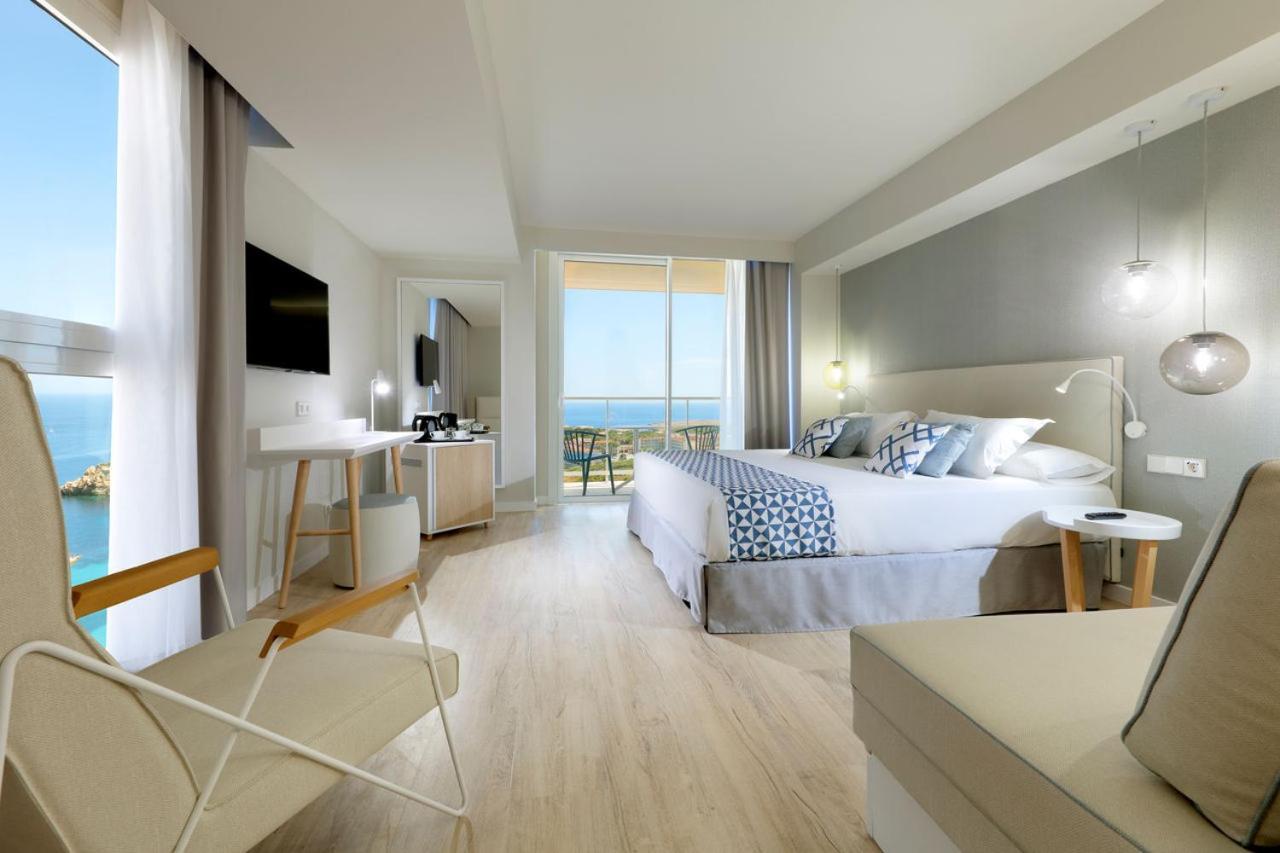 Palladium Hotel Menorca Arenal d'en Castell Esterno foto